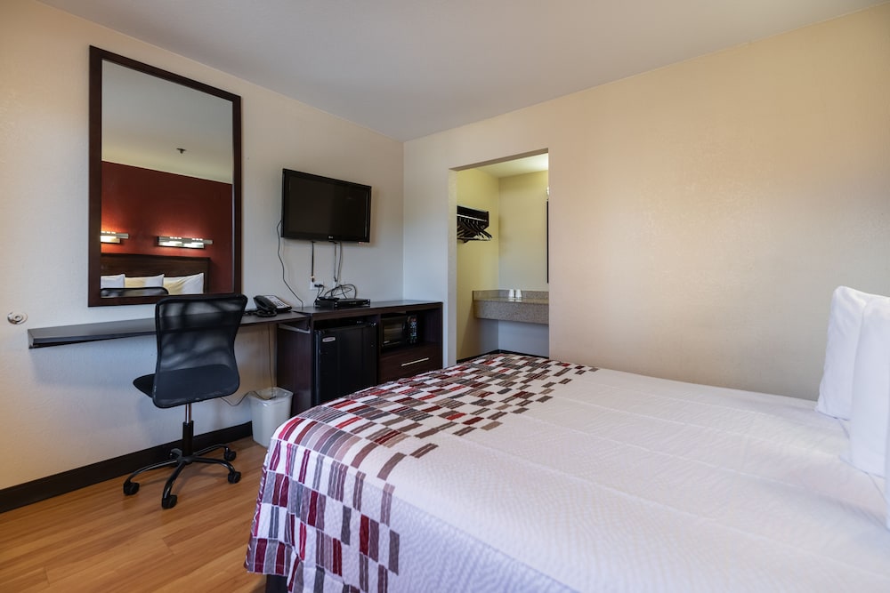 Superior Room, 1 King Bed, Non Smoking photo 3