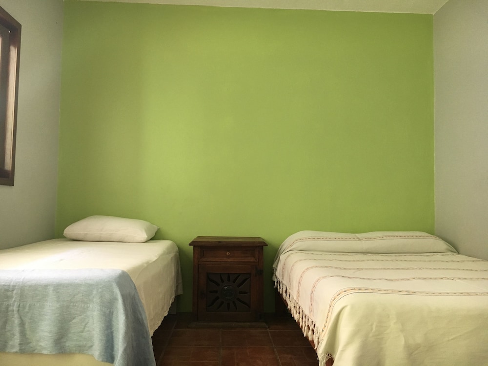 Standard Triple Room photo 3