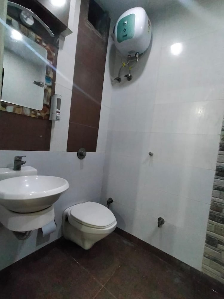 Executive Room - Photo 2