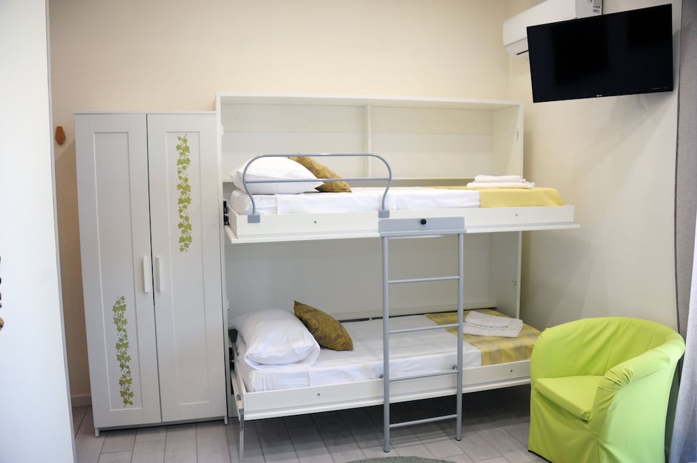 Quadruple Room (Terra) photo 3