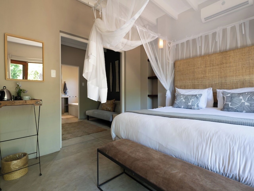 Ekhaya Suite 1 photo 3