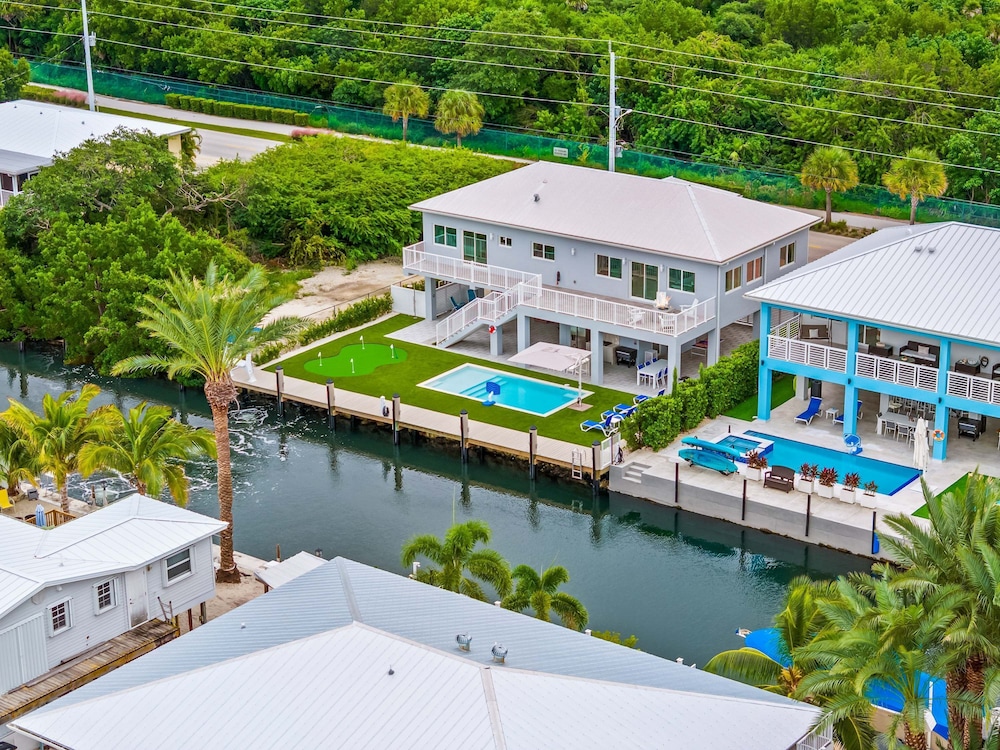 Saltwater Social Game Room Pool Dock Views, Billede 48