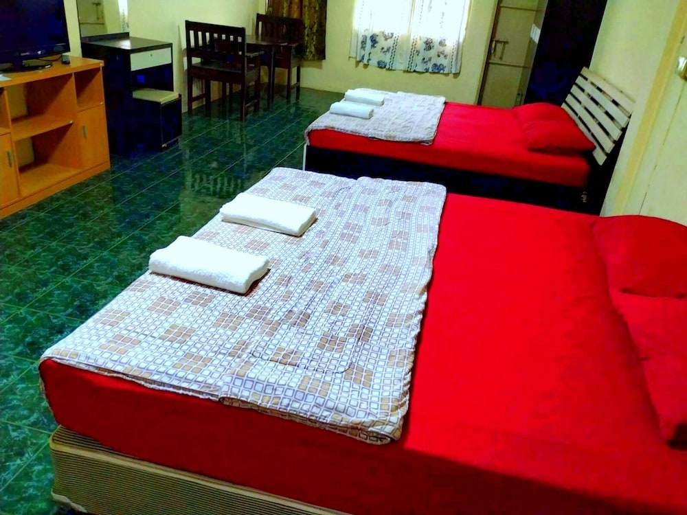 Family Suite - Photo 7