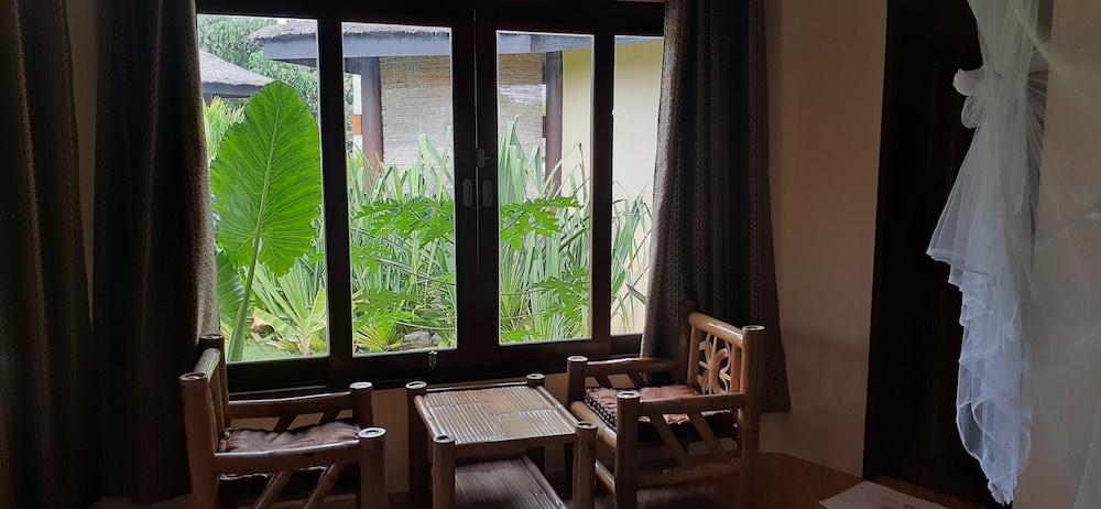 Garden View Villa - Photo 2