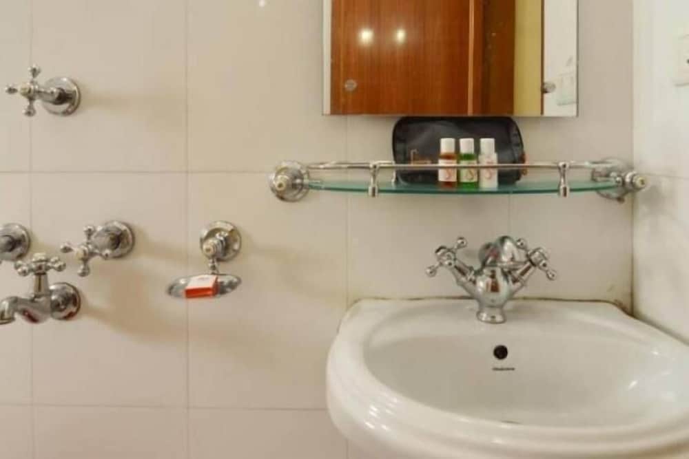 Premium Room, Multiple Beds, Accessible, Non Smoking photo 3