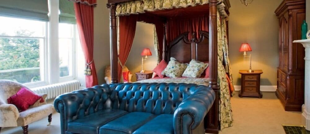 The Dudley Room (4 Poster Bed) photo 1