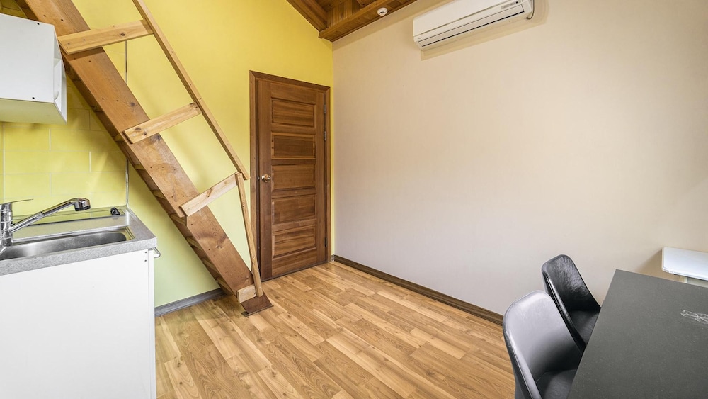 Basic Room, 1 Bedroom (danpungbang) photo 3