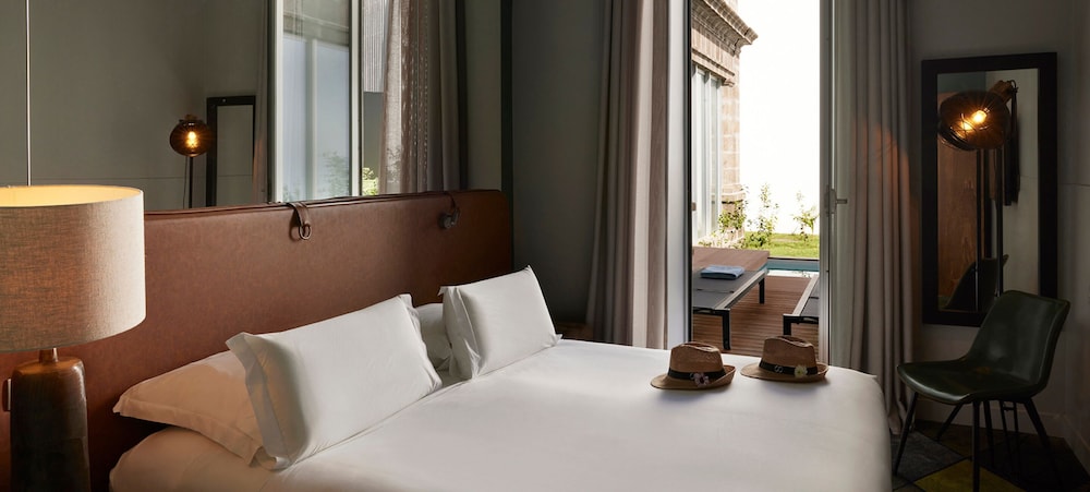 Superior Double Room, Pool Access (Adults Only) photo 2