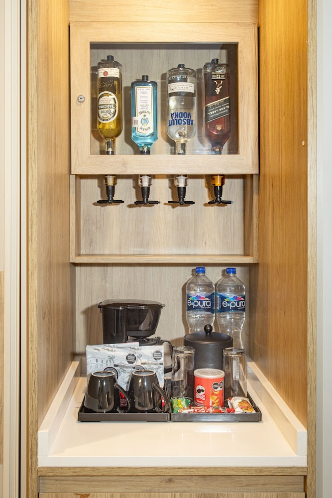 Junior Suite, Oceanfront (elite Club | B2c-ca)