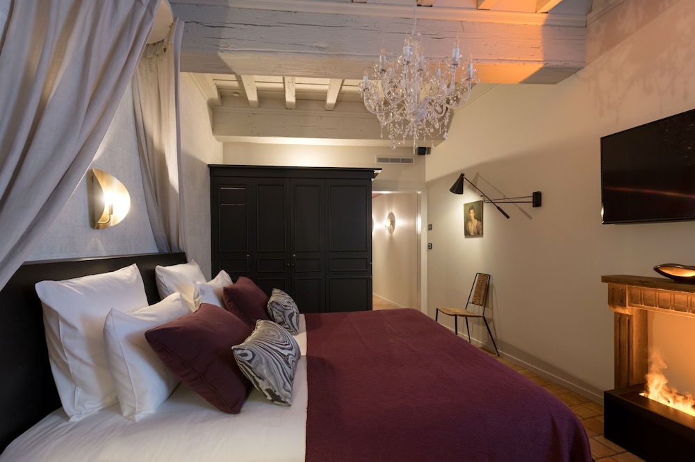 Suite Junior Ebène, 22 Rue du Boeuf 69005 Lyon photo 3