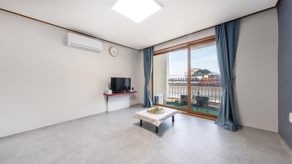Basic Room, 1 Bedroom (202 ho)