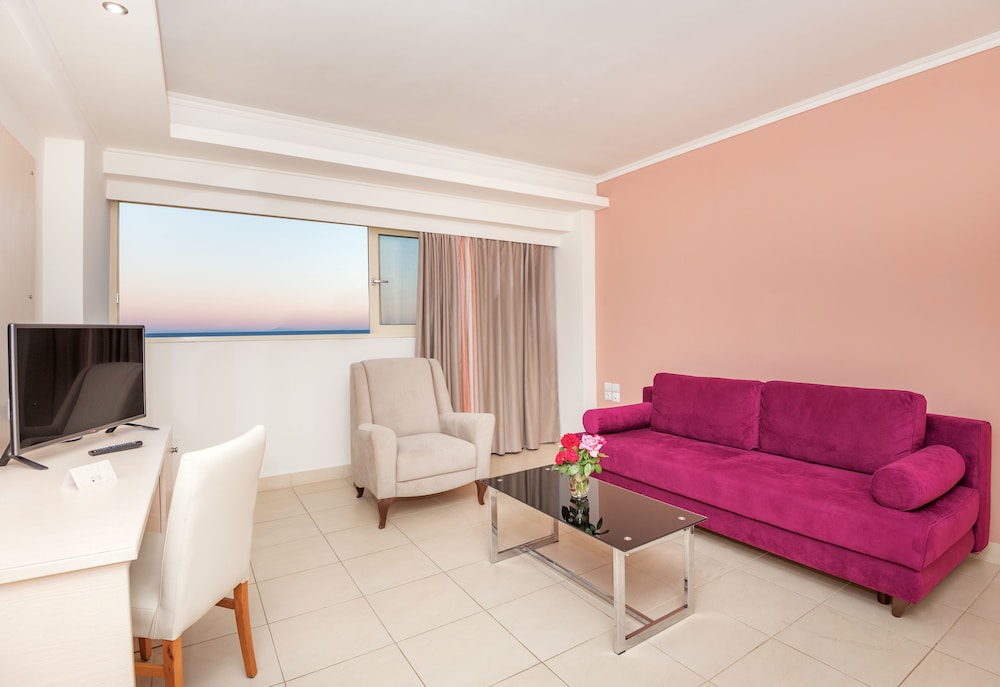 Suite, Sea View photo 2