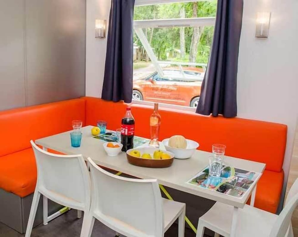 Luxury Cottage, 3 Bedrooms photo 3