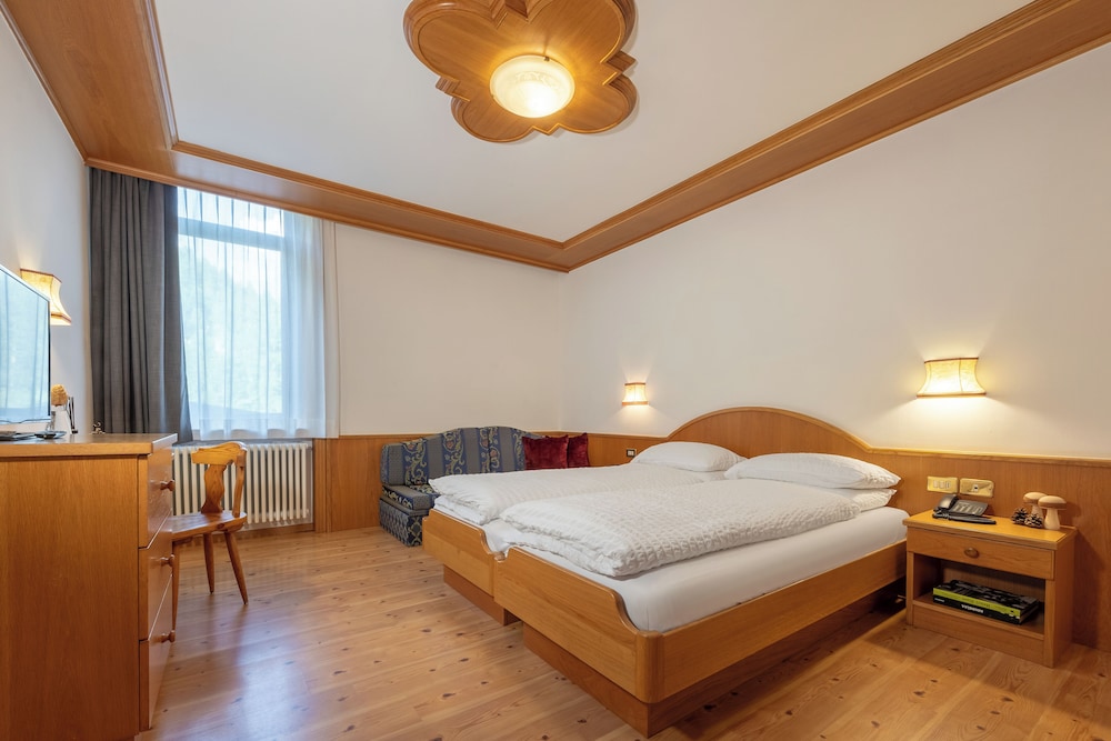 Classic Triple Room, Mountain View