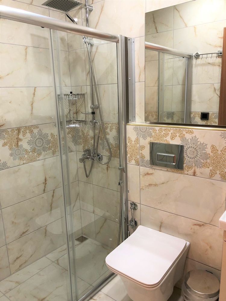Superior Double Room with Lake View photo 2