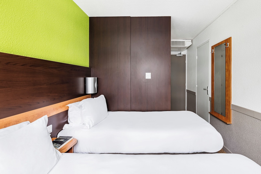 Comfort Room, 2 Twin Beds photo 3