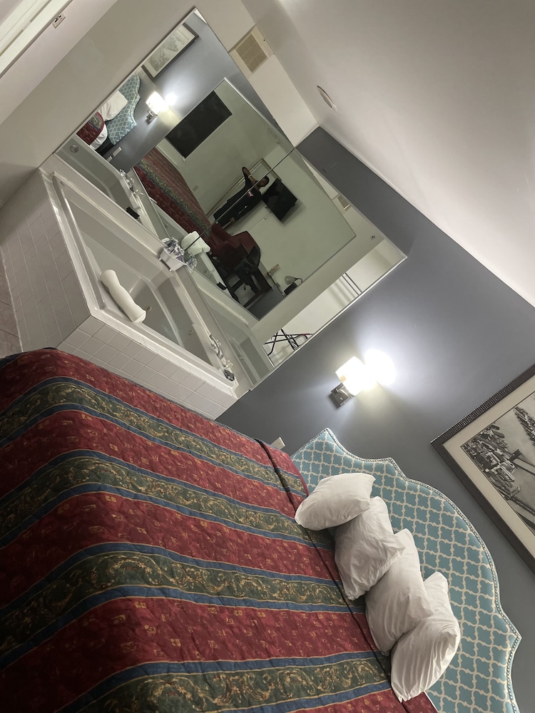 Standard Studio Suite photo 1