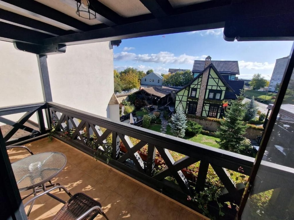 Superior Double Room, Balcony, Garden View