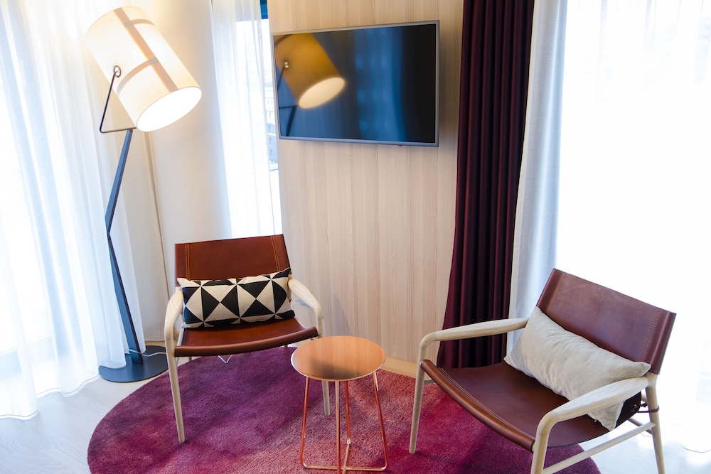 Deluxe Double Room, 1 Bedroom, Club Lounge Access