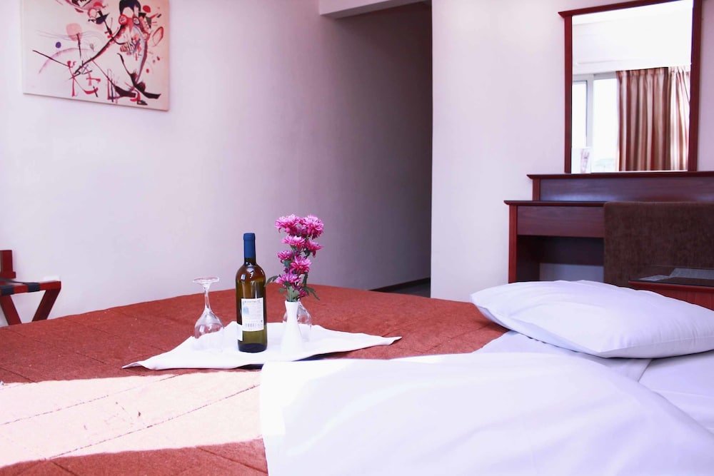 Single Room photo 3