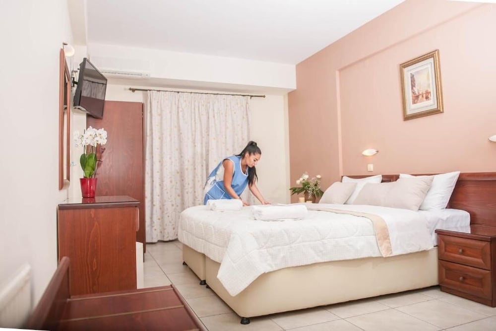 Studio, 1 Double or 2 Twin Beds photo 1