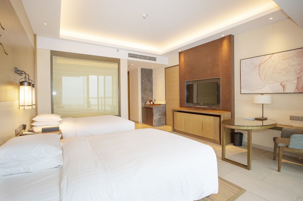 Room, 2 Double Beds, Tower photo 3
