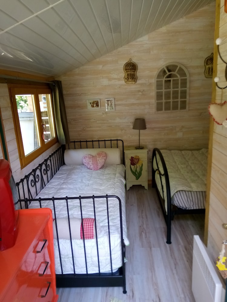 Bungalow photo 1