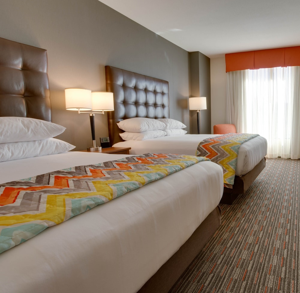 Suite, 2 Queen Beds, Refrigerator & Microwave (2 rooms, Sofa Bed)