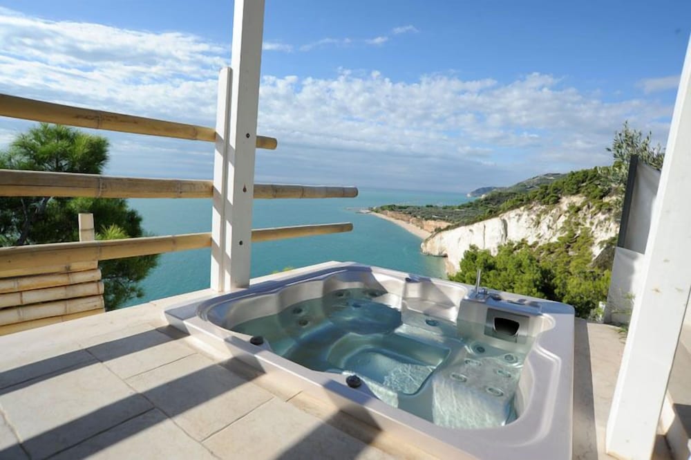 Superior Double Room, Sea View photo 2