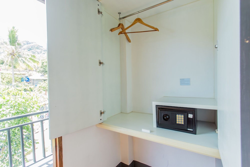 Superior Double Room, Pool View photo 1