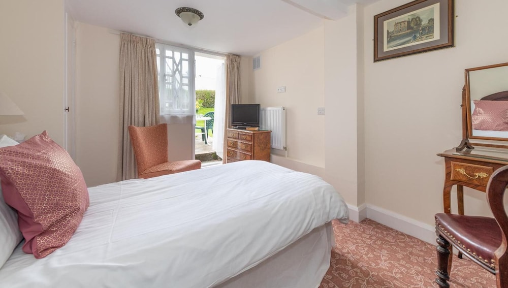 Superior Single Room