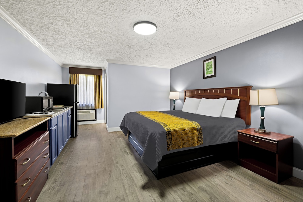 Deluxe Room, 1 Bedroom, Non Smoking, Kitchenette