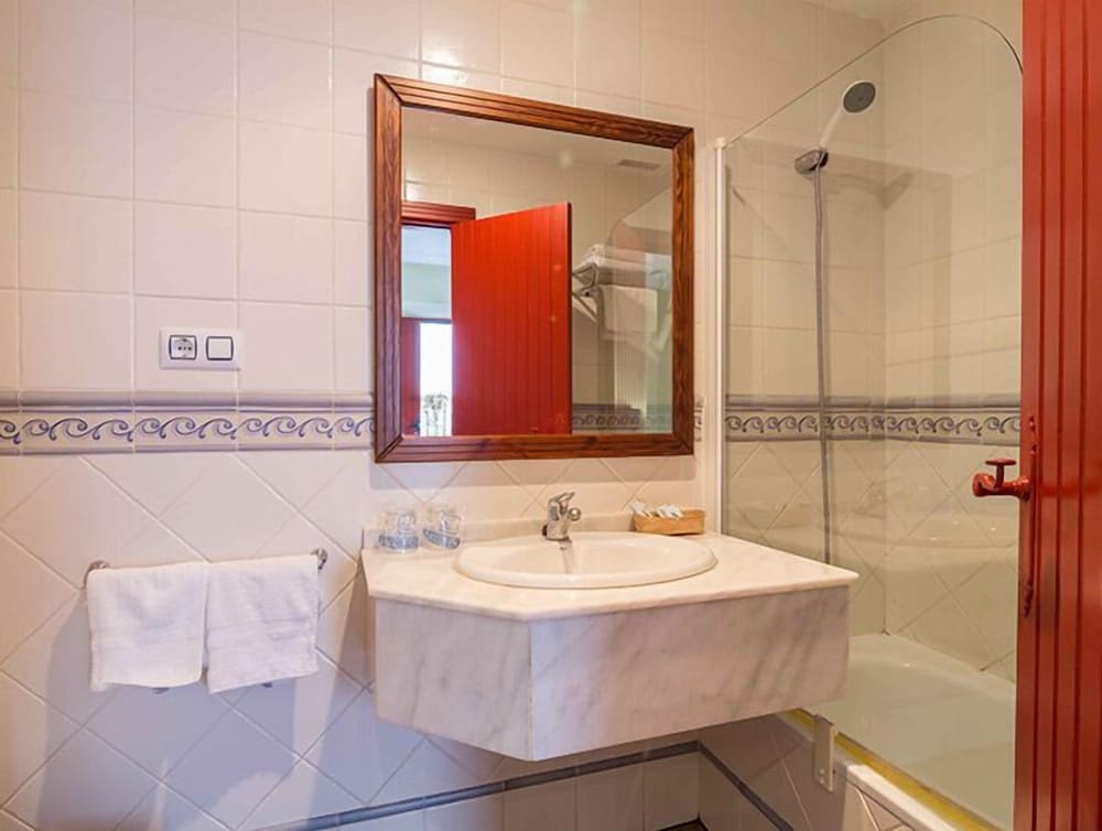 Triple Room - Photo 8