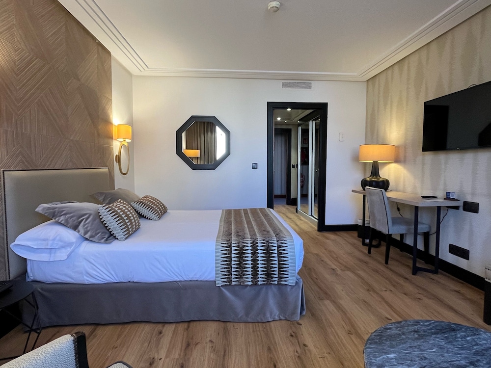 Double Room - Photo 3