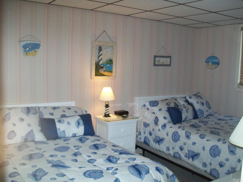 Suite, 1 Bedroom, Kitchenette (Breezeway) photo 1