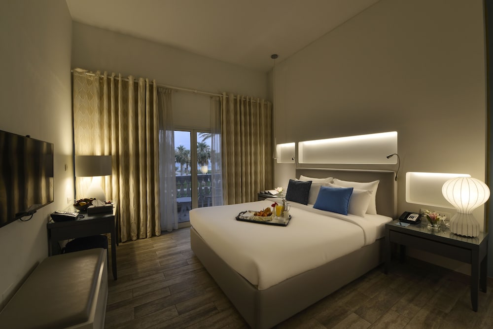 Deluxe Double Room, Beach View