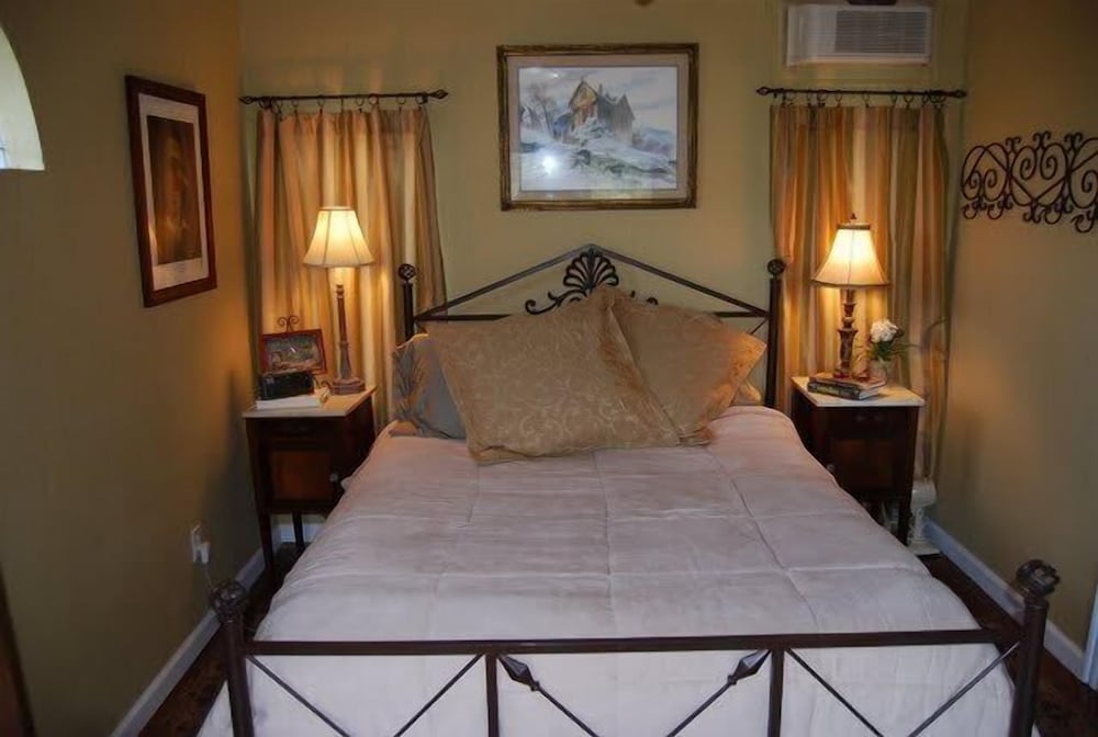 Turner Falls Cabin 2 photo 1