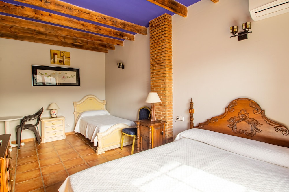 Habitación Estándar con Dos Camas Individuales
