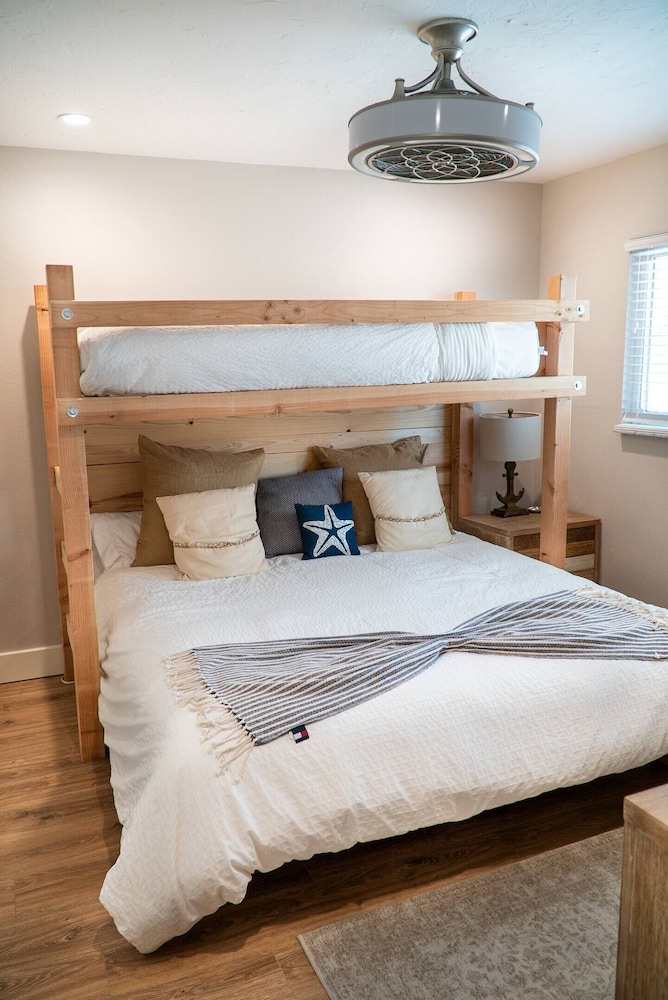 House, Multiple Beds, Ocean View (602)