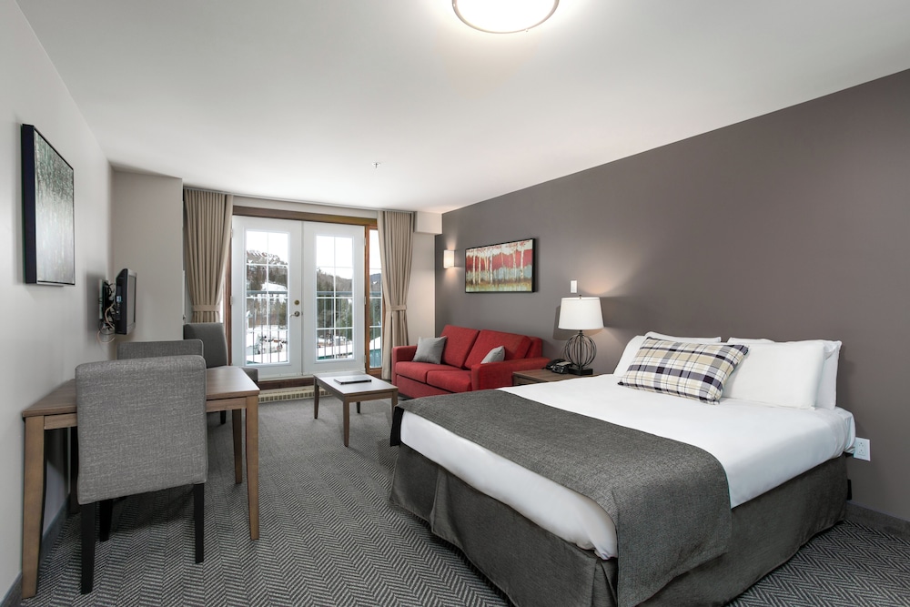 Standard Room, 1 Queen Bed with Sofa bed - Photo 1
