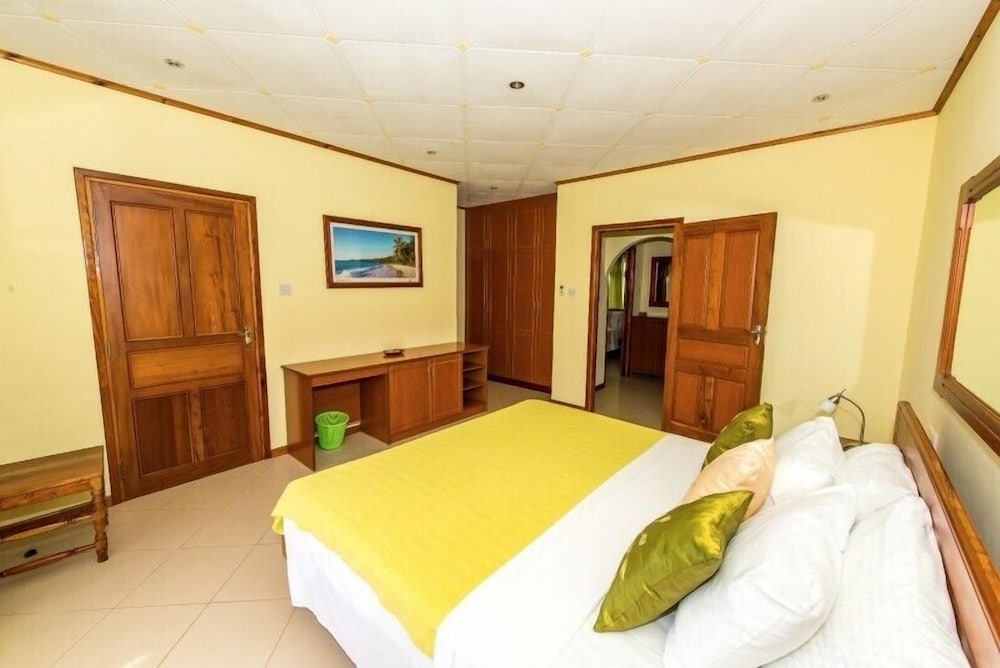 Comfort Apartment, 2 Bedrooms, Ocean View photo 2