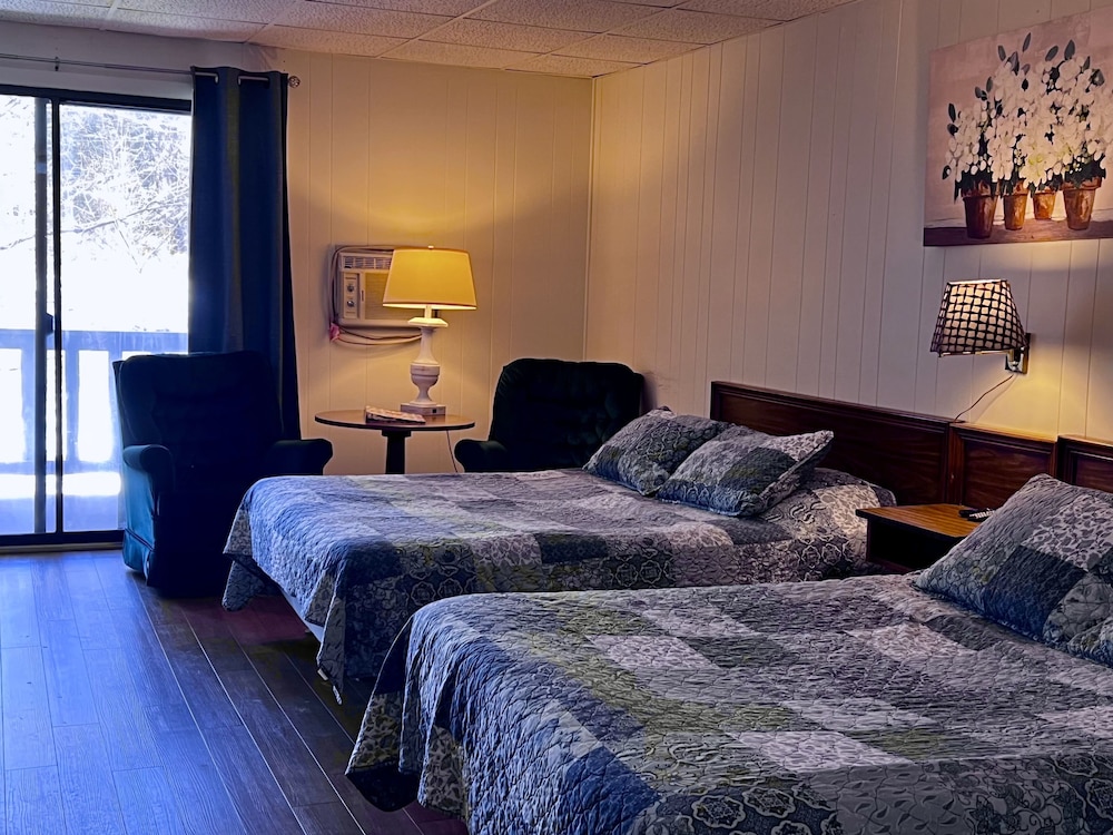 Room, Multiple Beds, Annex Building photo 2