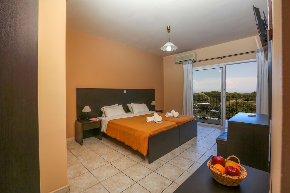 Triple Room, Sea View photo 2