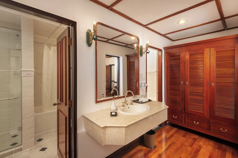 Presidential Suite photo 3