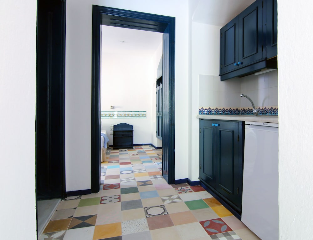 Suite - Photo 6