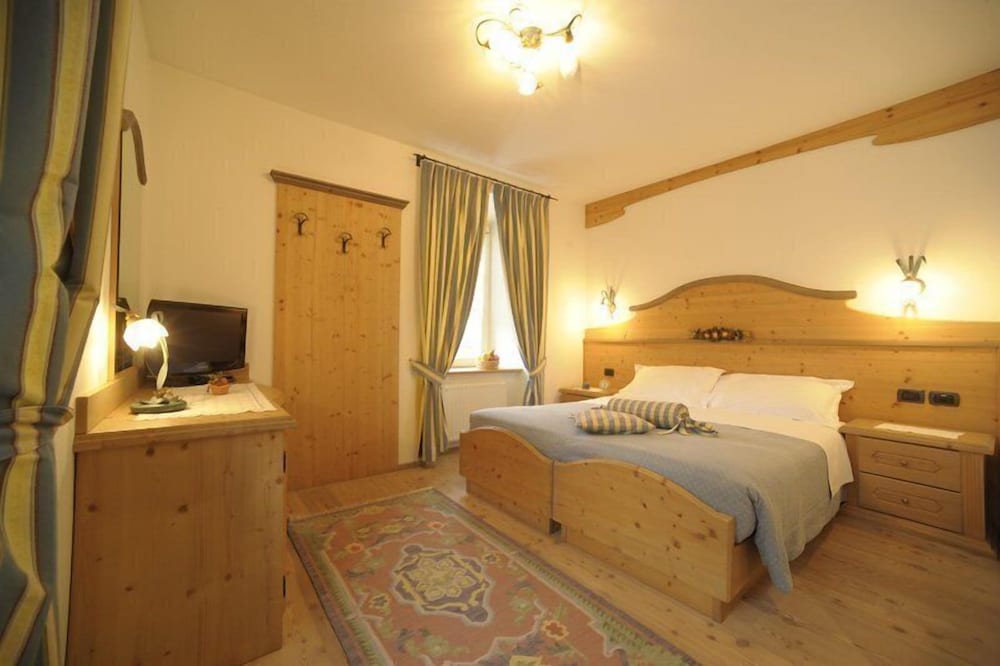 Classic Double or Twin Room photo 1