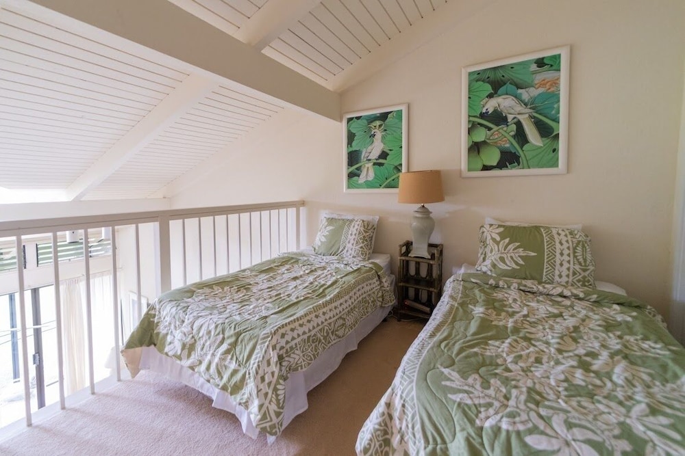 Condo, 2 Bedrooms photo 3