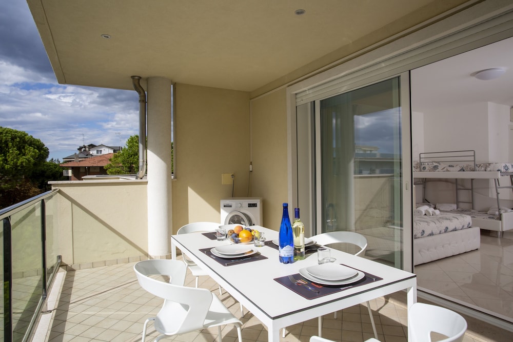 Standard Studio, Terrace, Tower photo 3