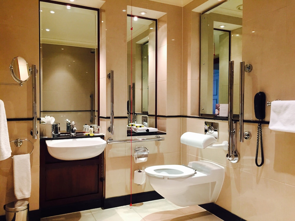 Premium Room, 2 Twin Beds, Accessible photo 3