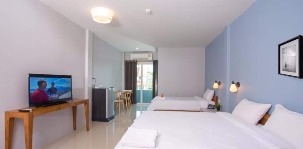 Standard Triple bed room photo 3